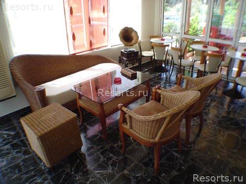 Sylvia Hotel 5
